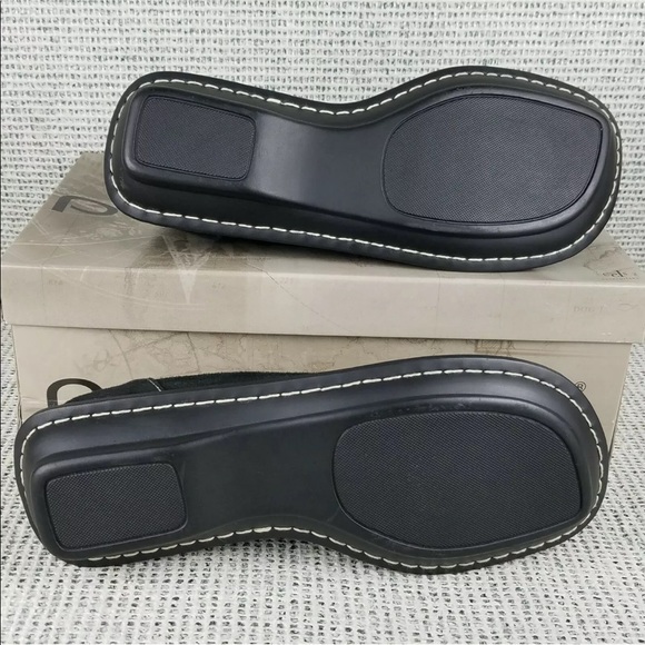 Passports Suede Women’s Black Leather Loafer Shoe NEW in Box Various sizes CUTE - Picture 5 of 9